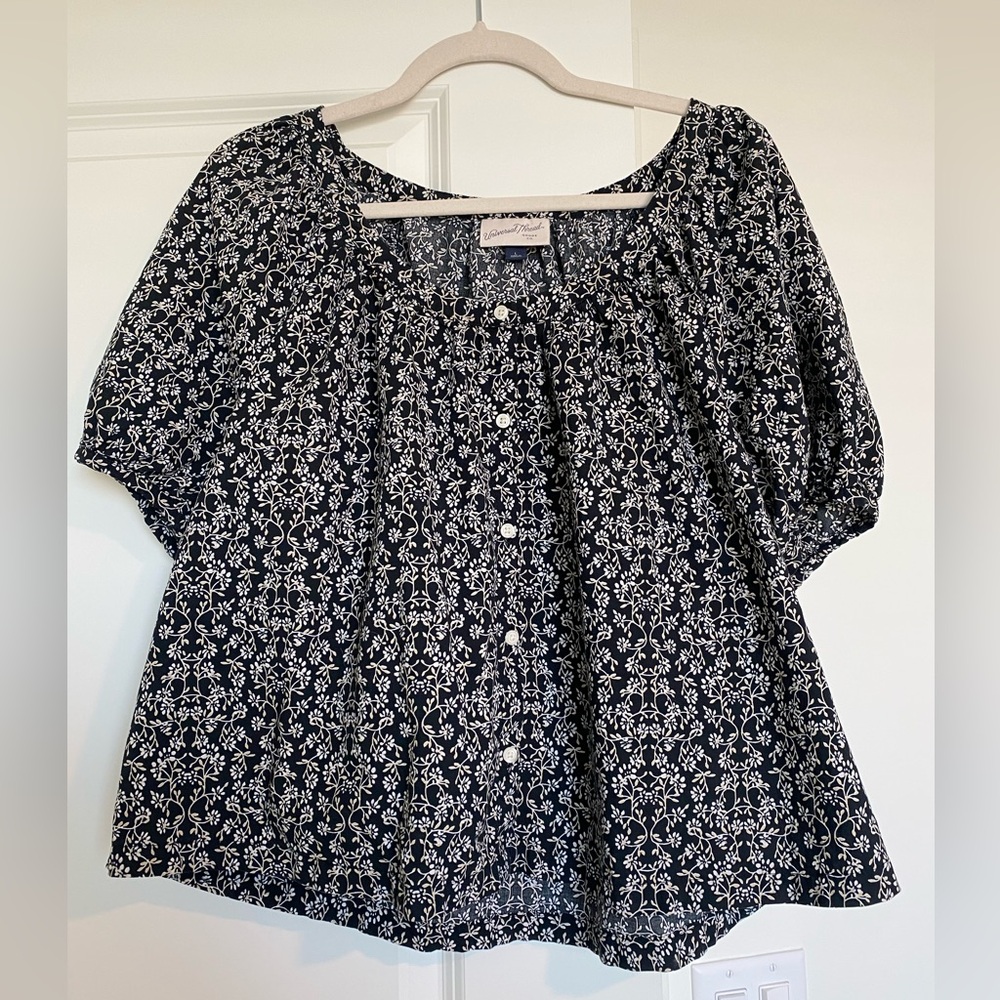 Floral Black and White Women's Top Universal Thread